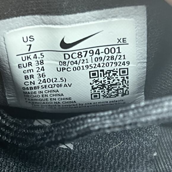 Nike Pegasus Trail 3 Gore-Tex Shoes Women Size 7 Black Waterproof Run Sneakers - Picture 8 of 8